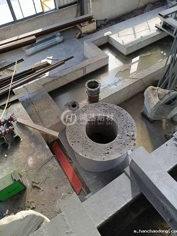 铝熔炼炉施工